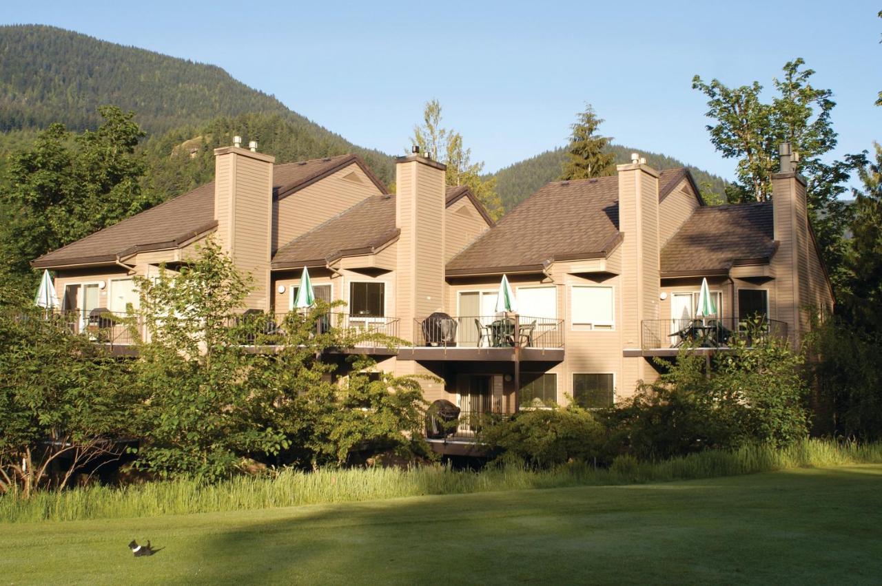 Whispering Woods Resort Welches Exteriér fotografie