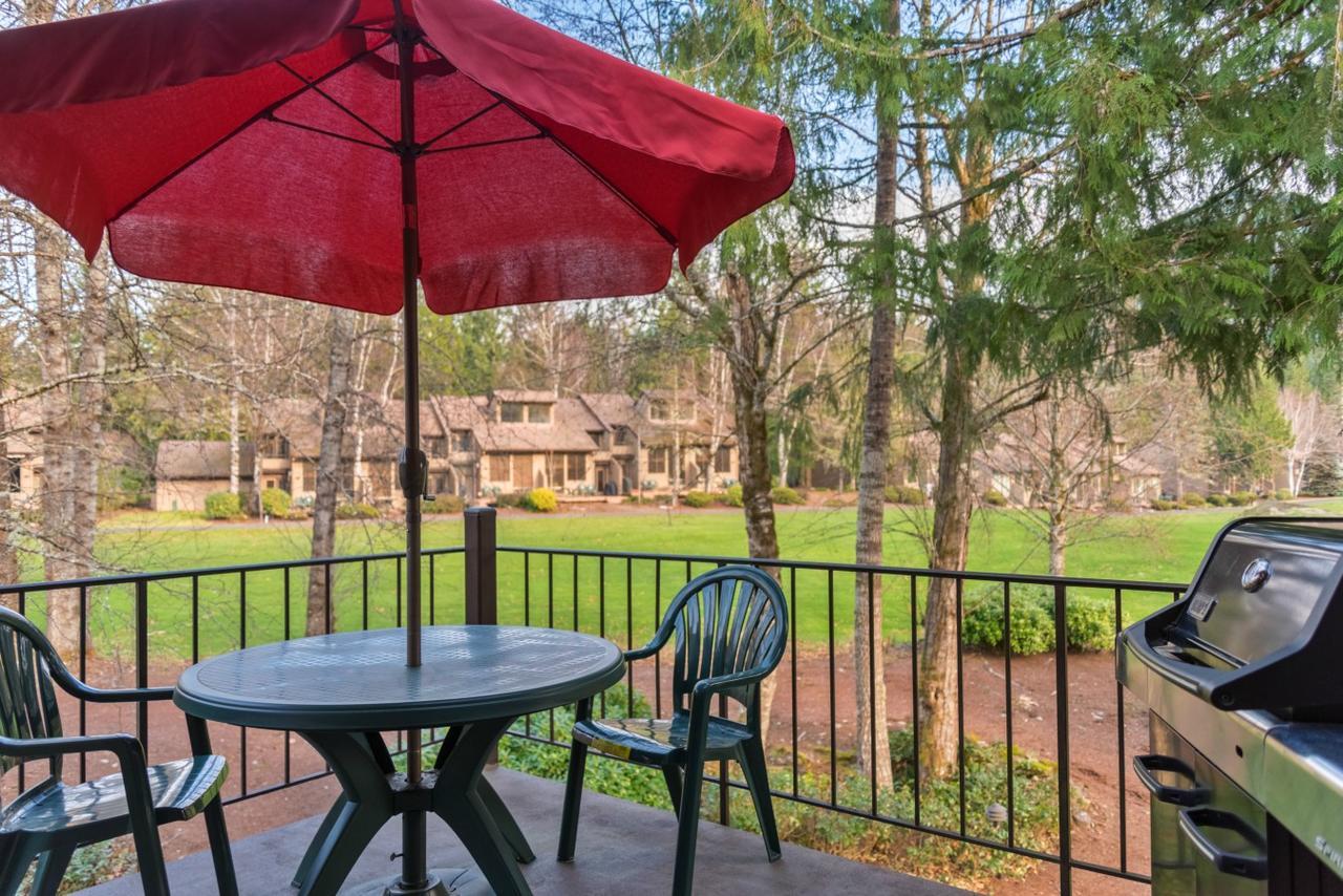 Whispering Woods Resort Welches Pokoj fotografie