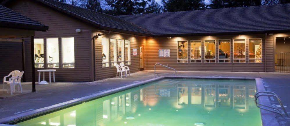 Whispering Woods Resort Welches Exteriér fotografie